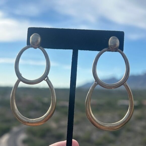 LAUREN RALPH LAUREN Antique Bronze Double Circle EARRINGS - Picture 4 of 9